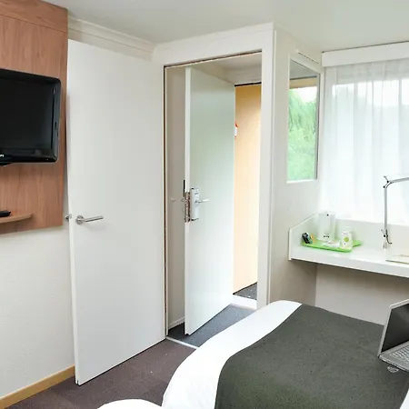 Campanile D'abeau - Bourgoin Jallieu Hotell 3*