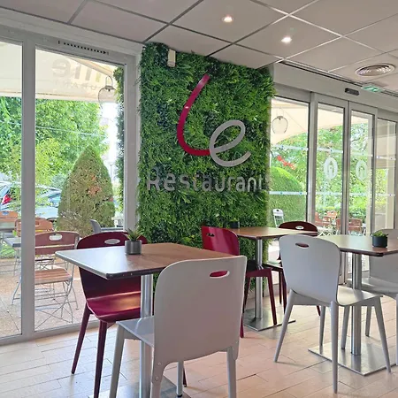Campanile D'abeau - Bourgoin Jallieu 3*
