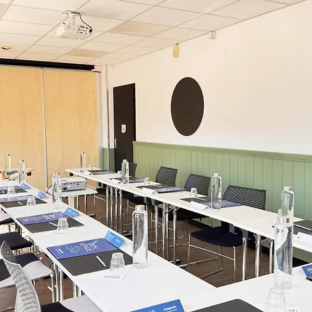 Hotel Campanile D'abeau - Bourgoin Jallieu 3*