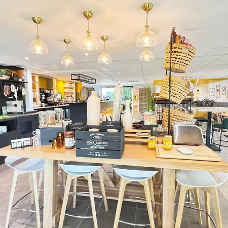 Campanile D'abeau - Bourgoin Jallieu 3*