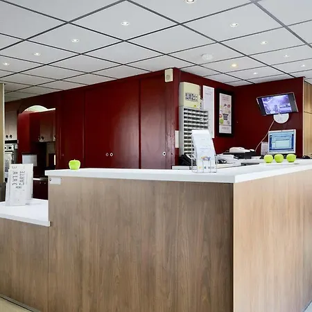 Campanile D'abeau - Bourgoin Jallieu Hotel 3*
