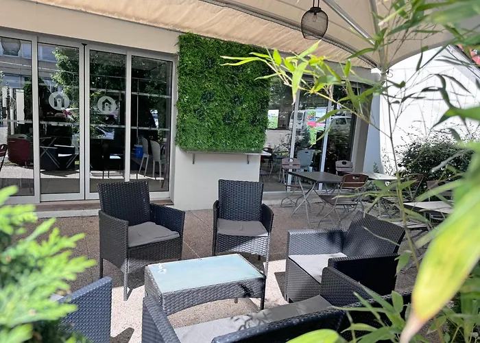 Hotel Campanile D'abeau - Bourgoin Jallieu L'Isle-d'Abeau