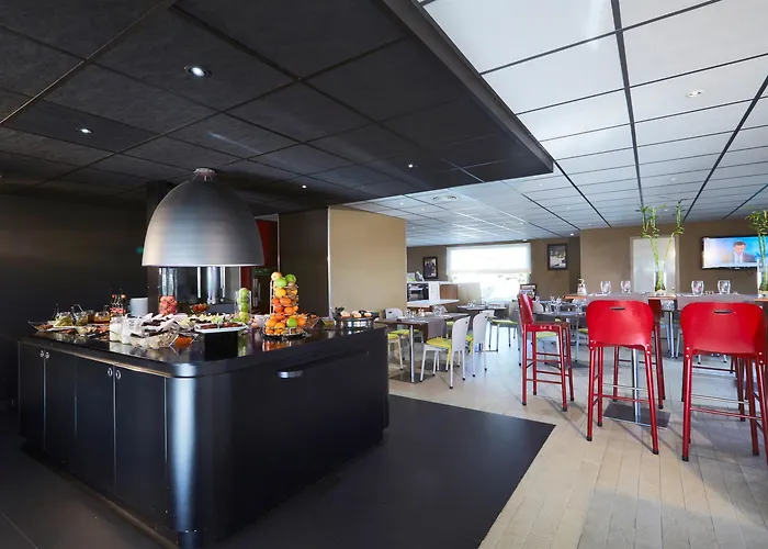 Hotel Campanile D'abeau - Bourgoin Jallieu