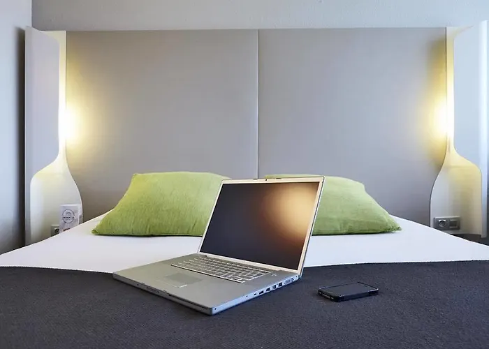 Campanile D'abeau - Bourgoin Jallieu Hotel 3*